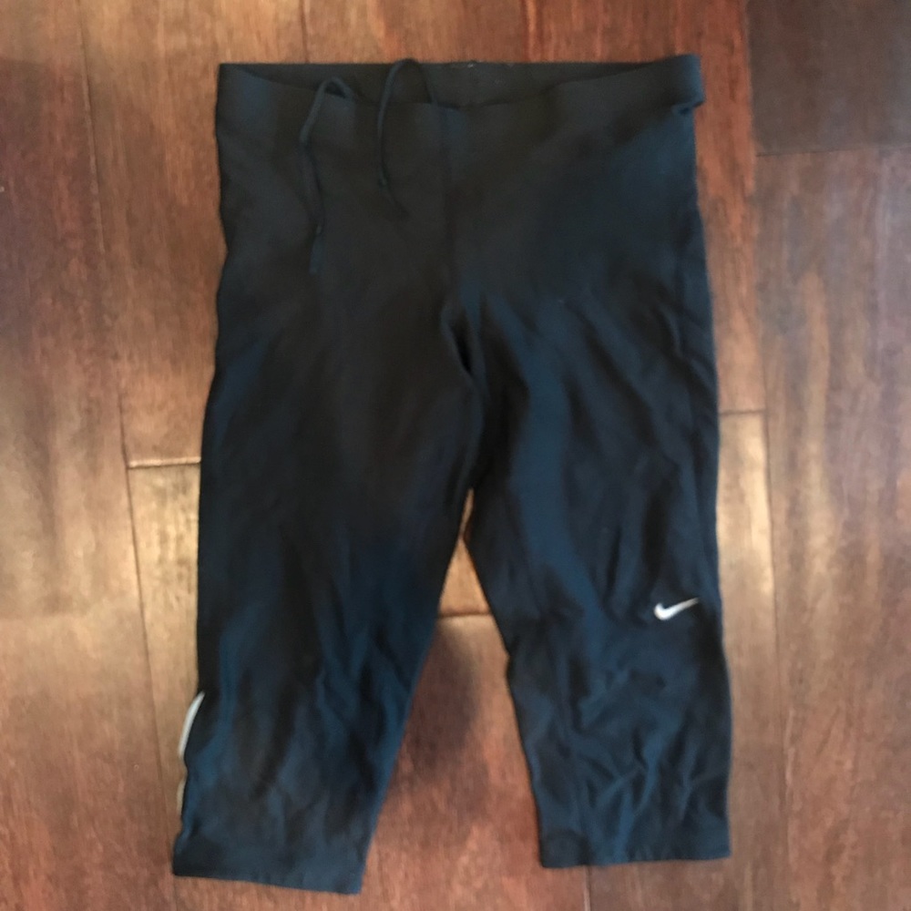 Athletic leggings
